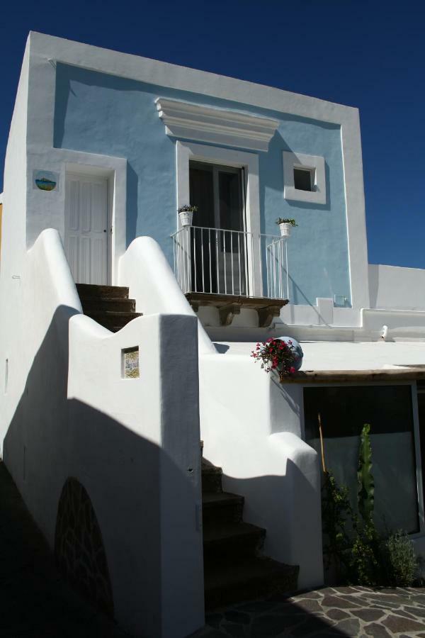 La Ginestra Villa Panarea Exterior photo