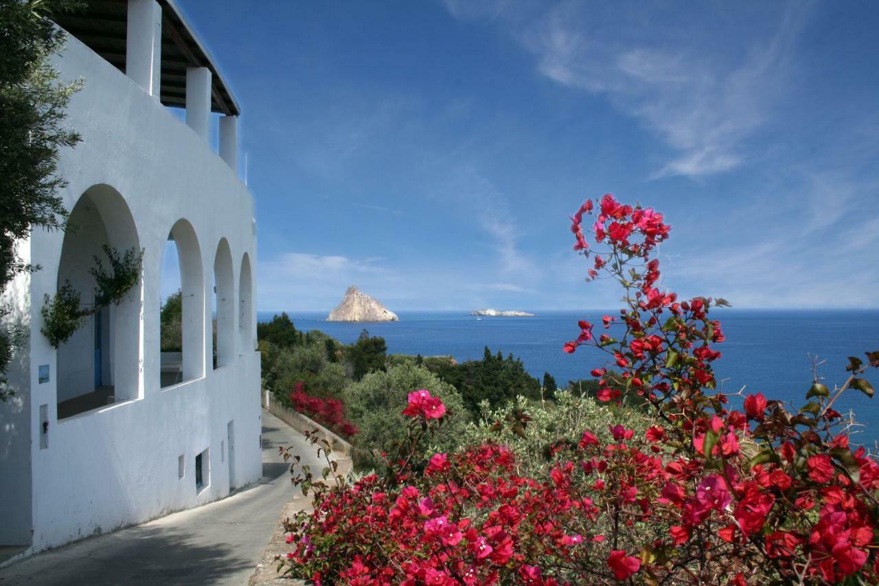 La Ginestra Villa Panarea Exterior photo